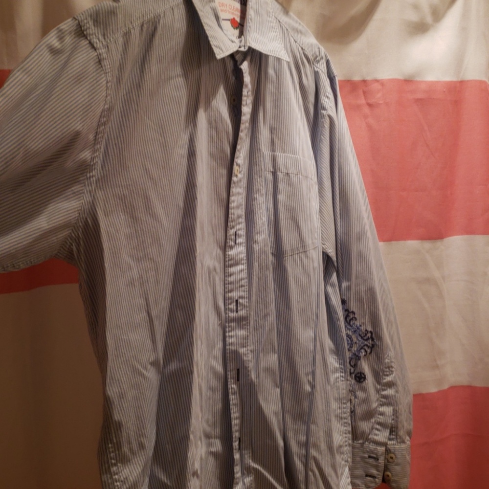 Tommy Hilfiger pre-loved Authentic shirts